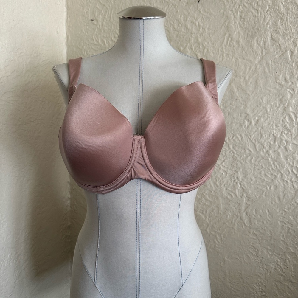 Soma Stunning Support Smooth Full Coverage Bra 40DDD Nude Champagne Satin